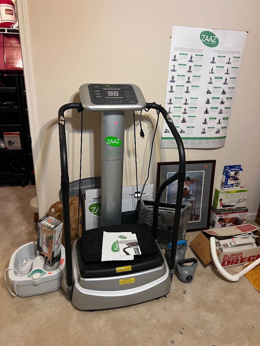 Refrigerator, Dining, Bedroom Suite, Clothing , Shoes ,Jewelry, Lawnmower photo 3