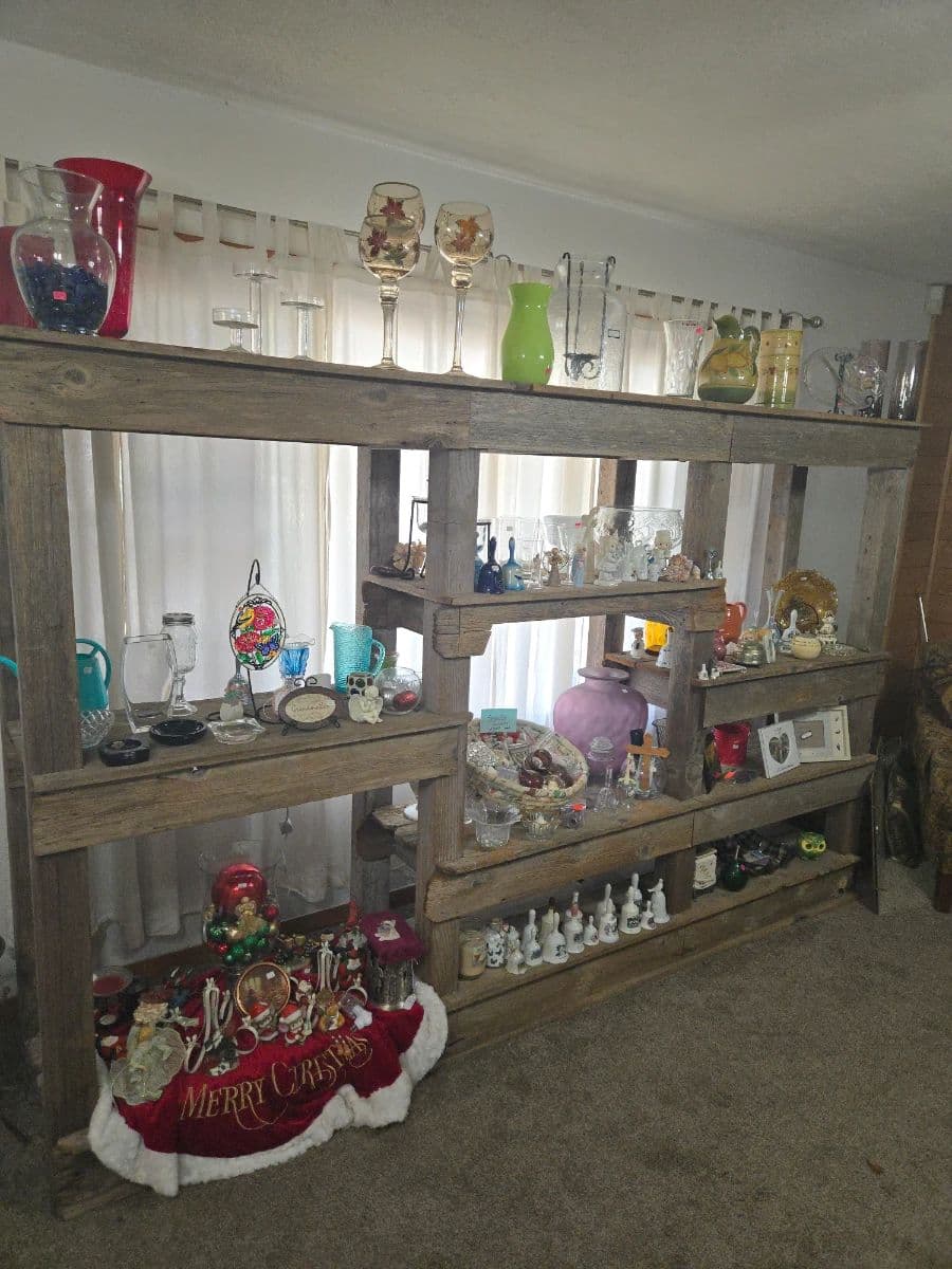 FULL HOUSE: JEWLERY, FURNITURE, BABY, COLLECTIBLES, CLOTHES, KITCHEN, LINENS, ETC., photo 4