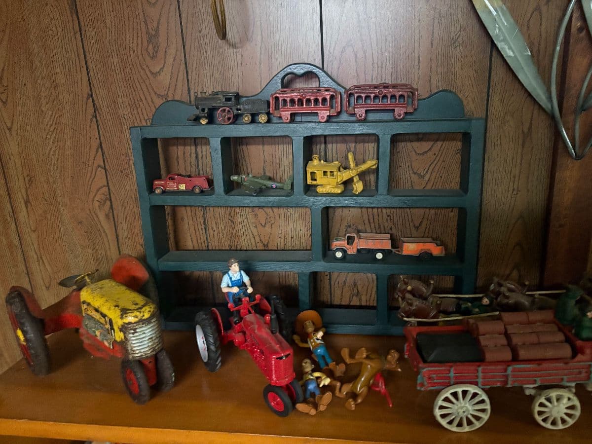 Die-Cast & Nostalgic Merchandise Galore Estate Sale! photo 6