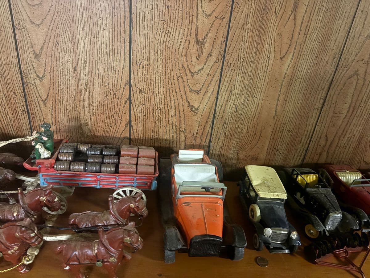 Die-Cast & Nostalgic Merchandise Galore Estate Sale! photo 8