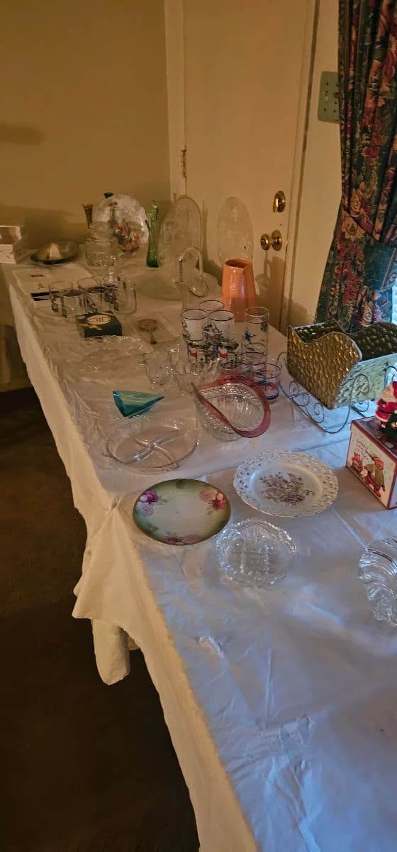 Estate Sales by Anthony ... Fab Home in Dallas FILLED with Treasures photo 8