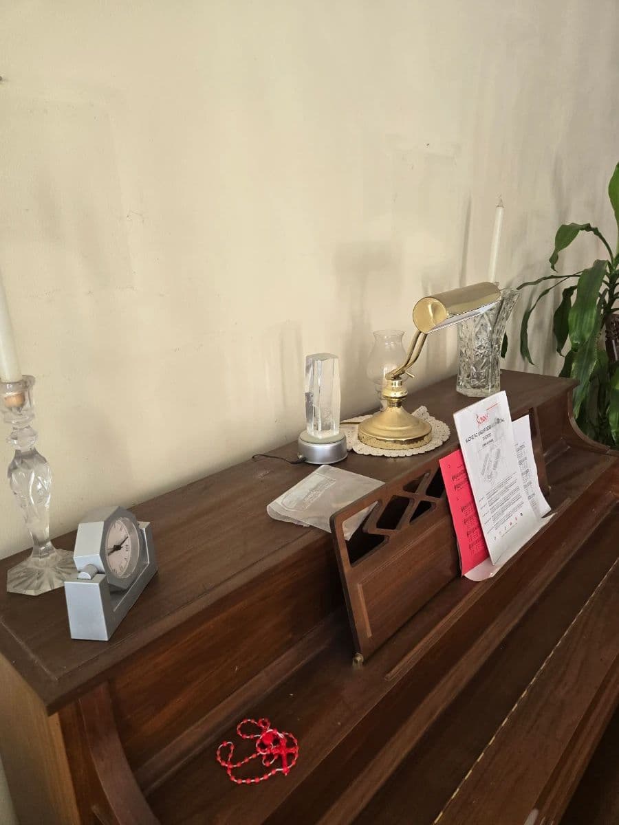 BARCODE 35 ESTATE SALES!! SEAL BEACH !!! 2 DAY SALE photo 6