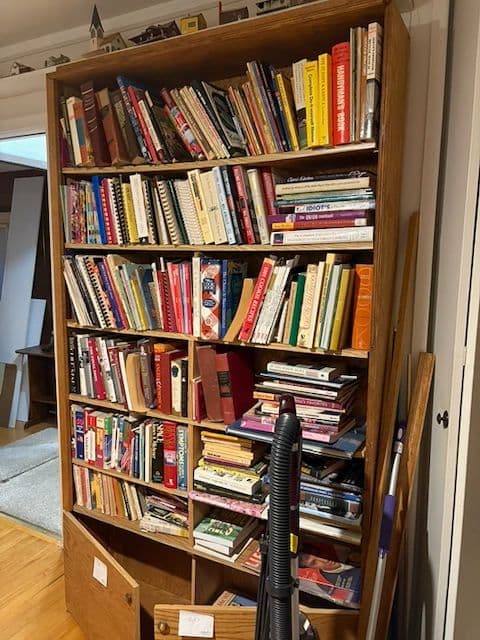 Westland Estate Sale Full Of Tools, Vintage Stereos, Dining Ware photo 7