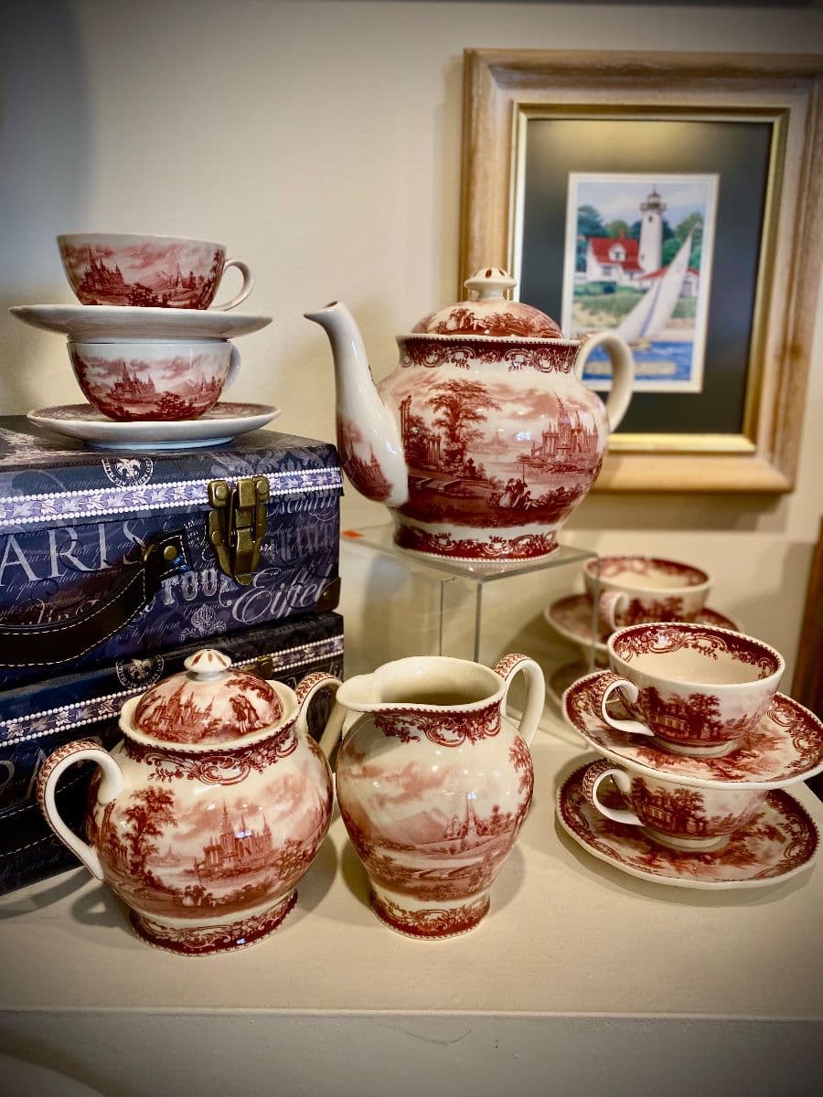 Sophisticated Vinings/Buckhead Estate Sale: An Elegant Selection of Timeless Treasures photo 6