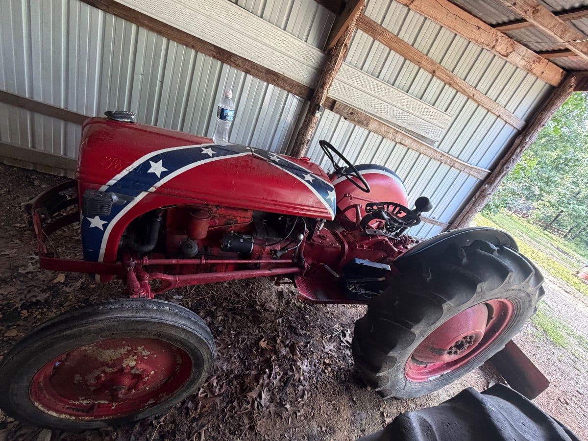 FINAL DAY • 50% OFF! — HUGE PARK HILLS ESTATE SALE • TOOLS • TRACTORS • ANTIQUES photo 7