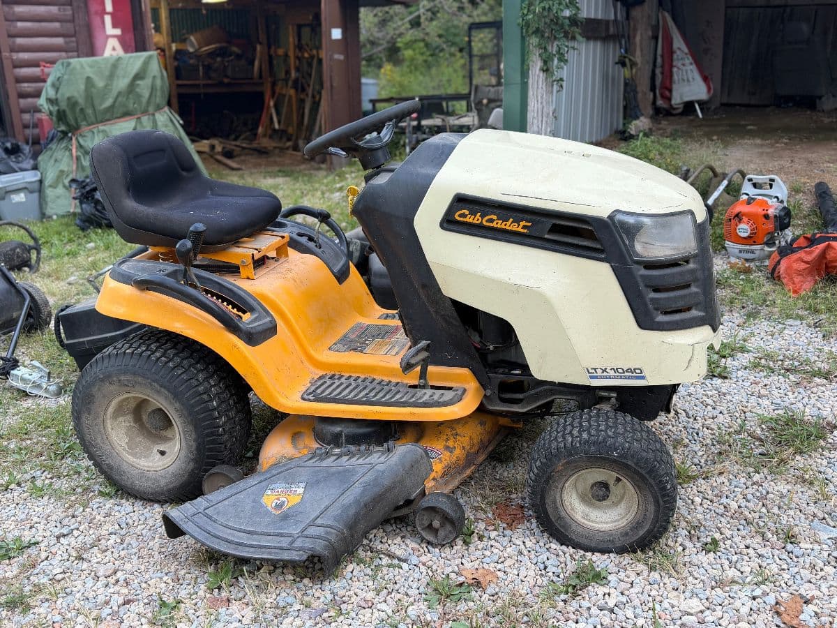 FINAL DAY • 50% OFF! — HUGE PARK HILLS ESTATE SALE • TOOLS • TRACTORS • ANTIQUES photo 10