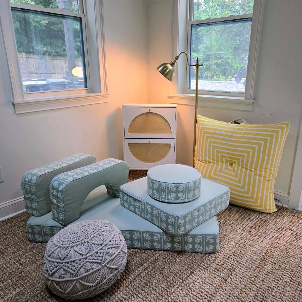 CHARMING BROOKHAVEN DOWNSIZE!! photo 2