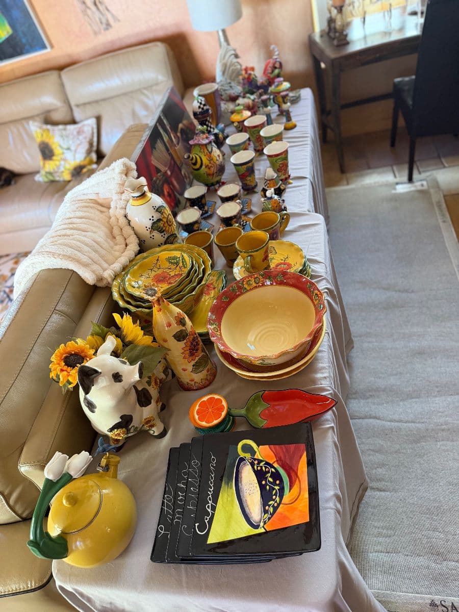 Scottsdale (StoneGate) Estate Sale Packed House. 2 days only sale photo 3