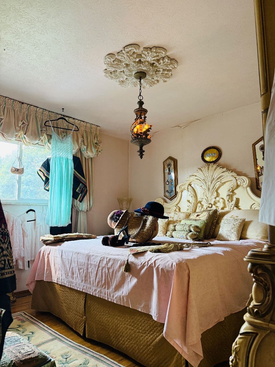 The Stylish French Provincial Boutique Sale ! photo 1