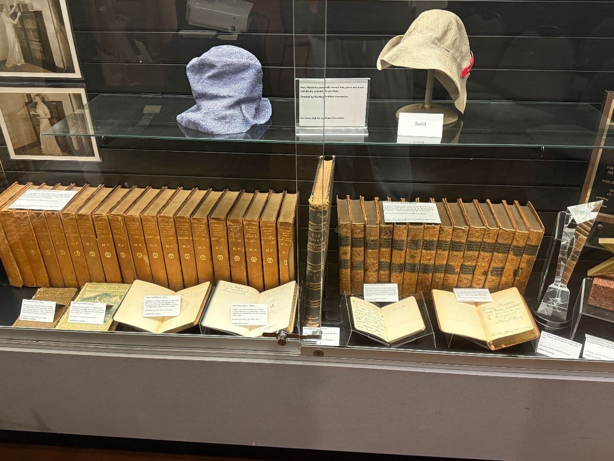 Hollywood Heritage Museum Memorabilia, Book and DVD sale photo 12