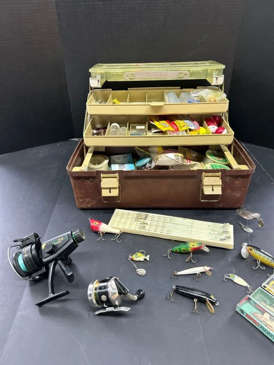 Memories of a Past Life... Auction Part 1 w/ Tools, Camping & Sport/Outdoor Goods! Ends TUE, 9/8 photo 9
