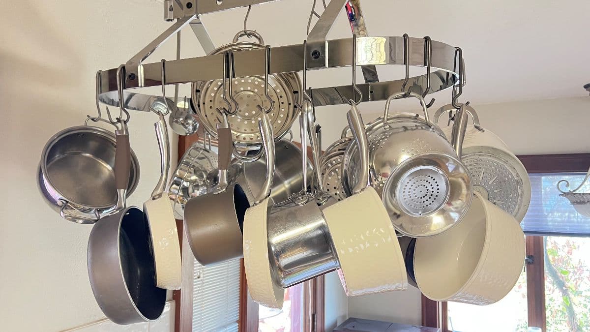 VAN ERP ~ Full Estate Sale near Greenlake photo 9