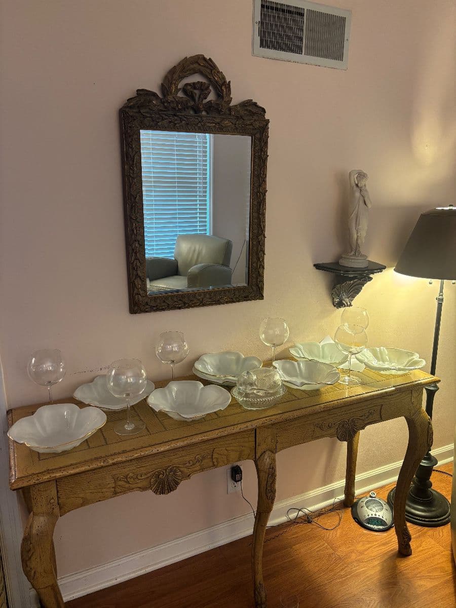 Cozy Estate Sale - Baccarat to Baker photo 12