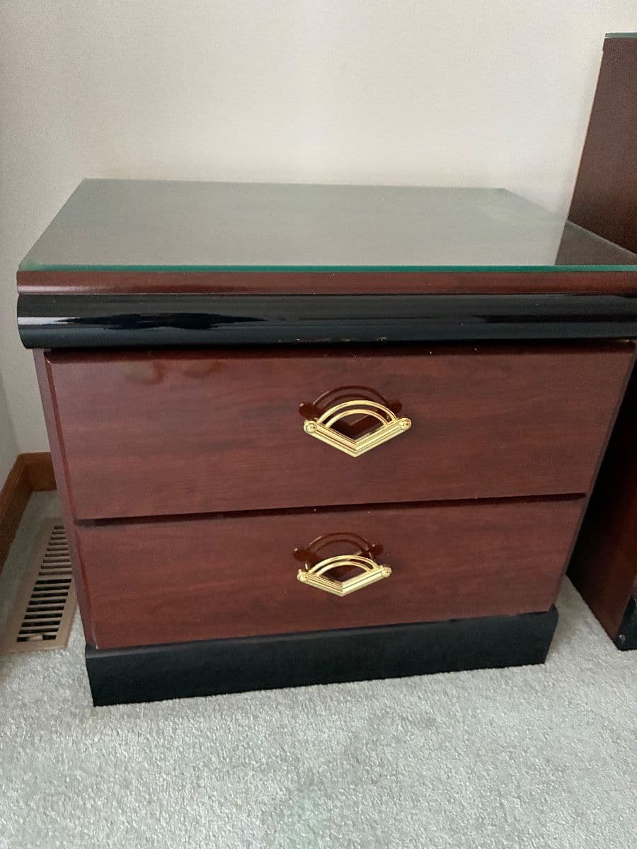 Vibrant Viscount-Early Bird Estate Sales photo 9