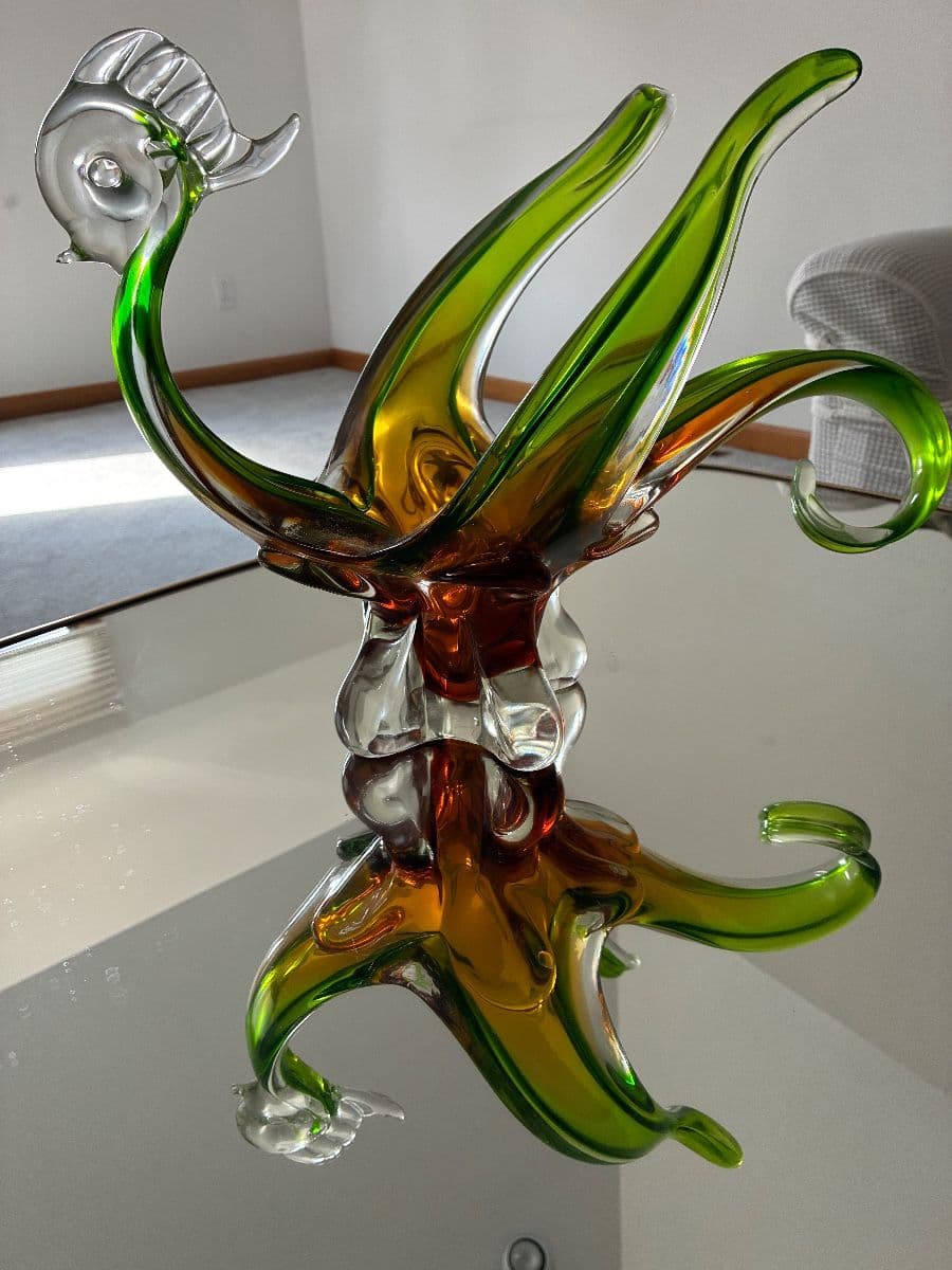 Vibrant Viscount-Early Bird Estate Sales photo 4