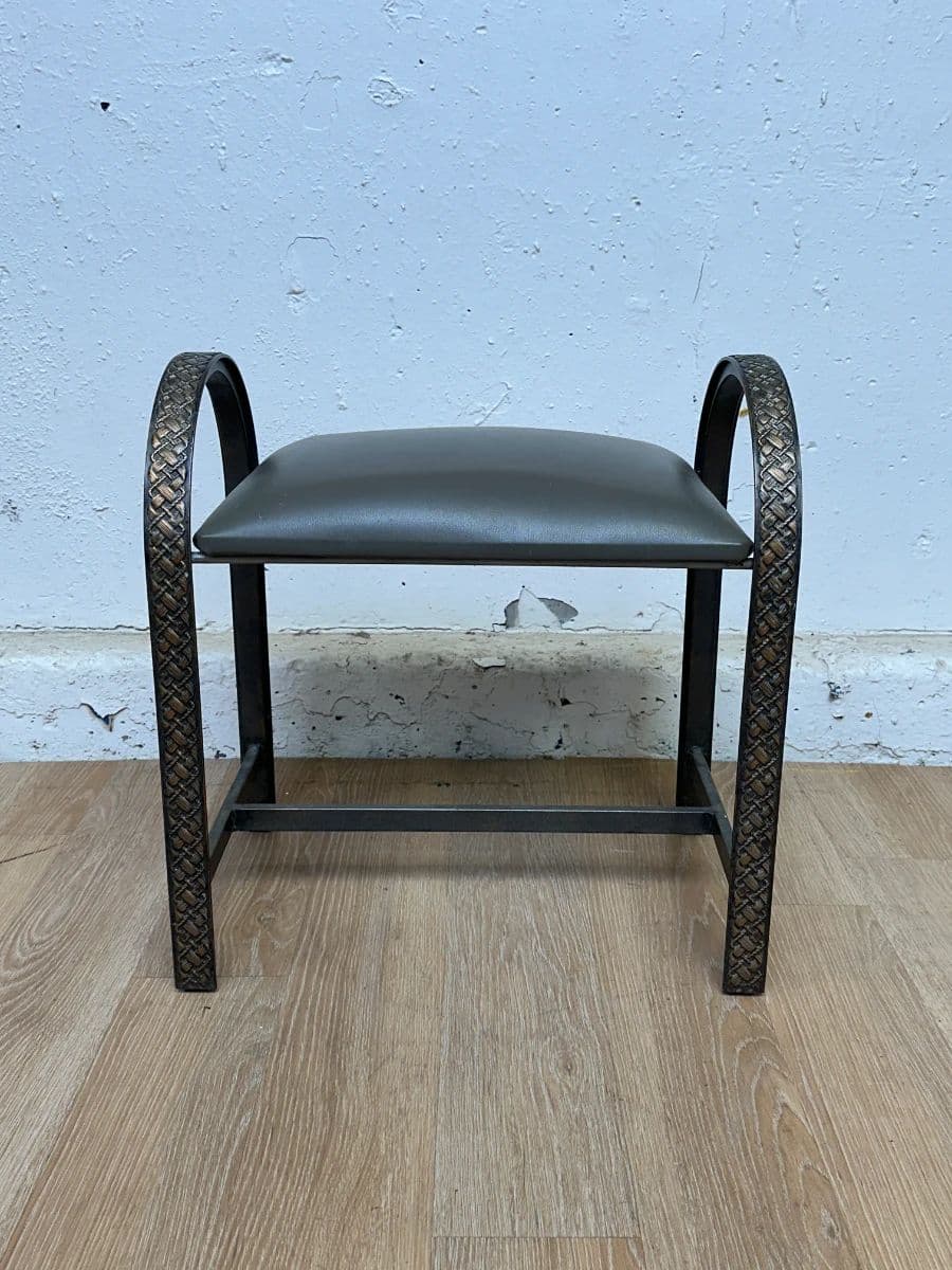 Old World Treasures, Fine Art & Traditional Furnishings Estate Sale photo 8