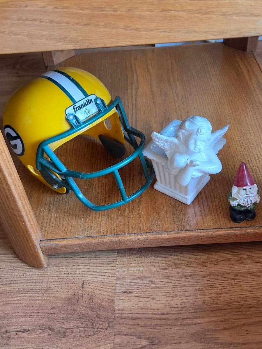 The Ultimate Bachelor Pad Lyons Estate Sale photo 12