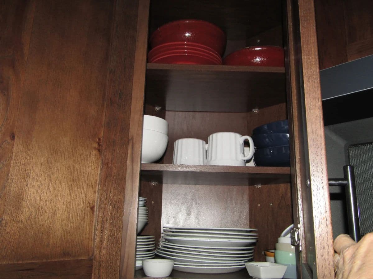 Clean, Cozy, Beachy Feel Home W/ Fun Contents photo 12