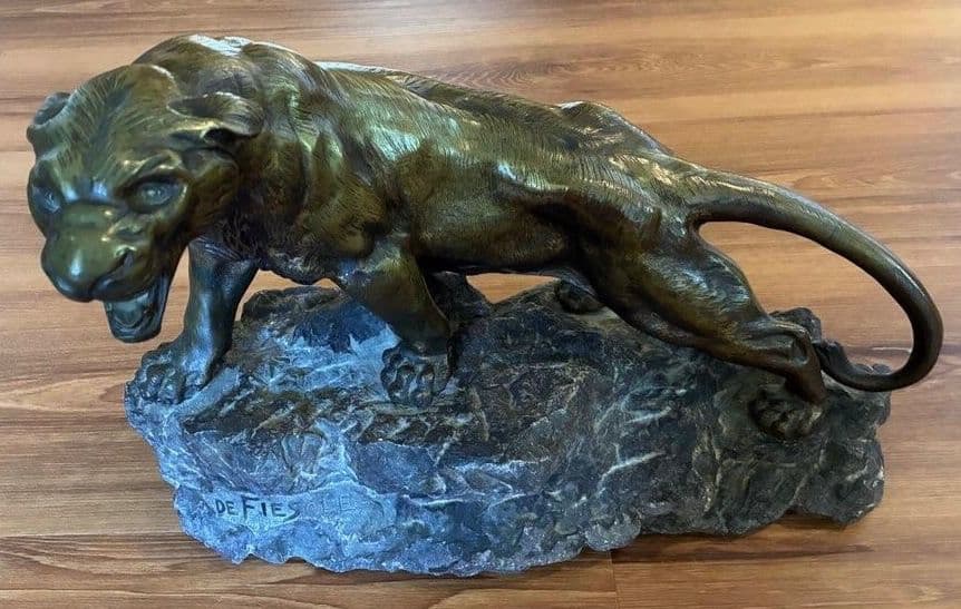 It’s a Zoe TeBeau Estate Sale in Sierra Madre photo 12