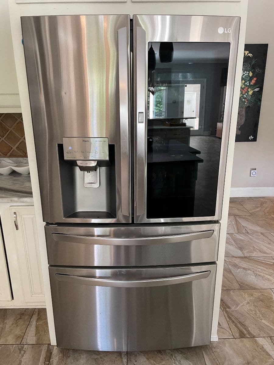 Blue Moon Collierville Sale! Modern Bed Room Suit, Refrigerator, Lladro, and Artwork photo 1