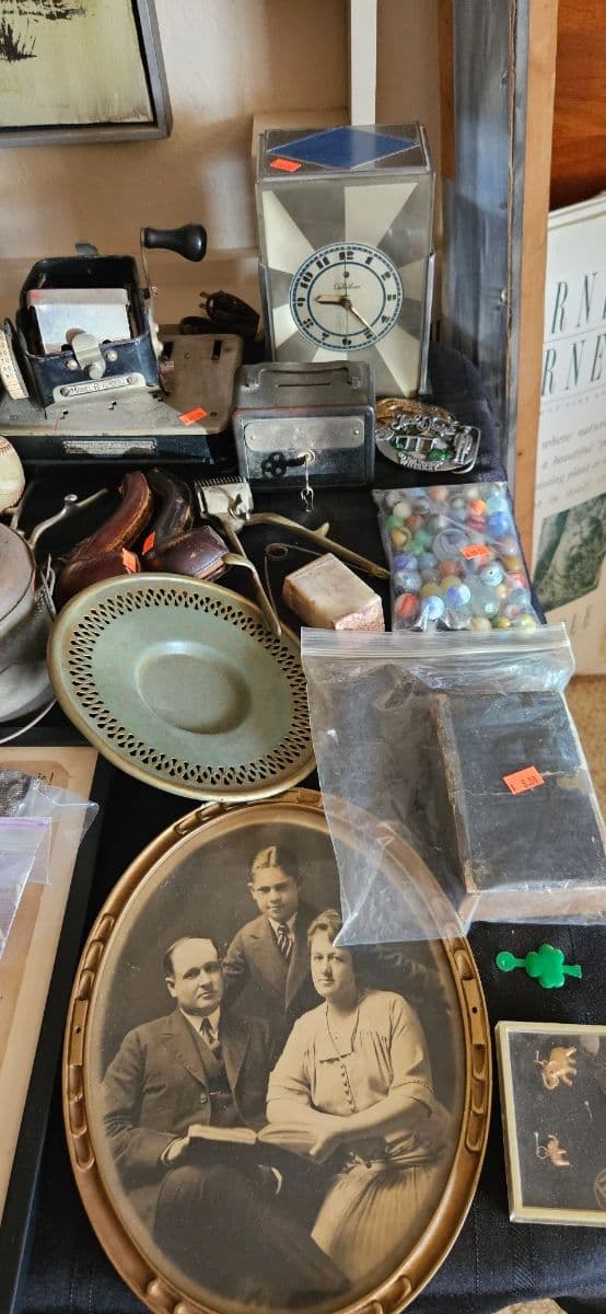 Amazing Finds Collectibles and much more! photo 3