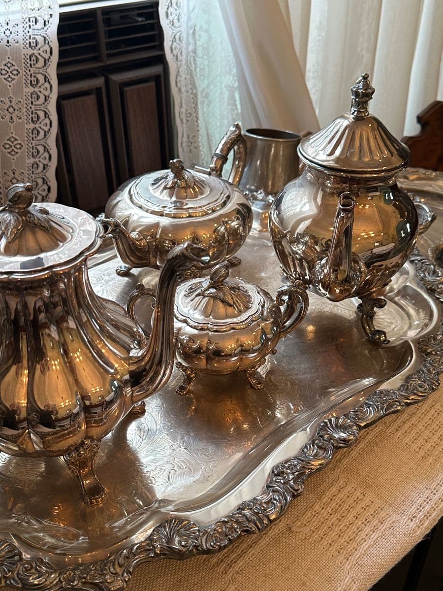 Estate Sale in Brooklyn by M&B Eldorado Estate Liquidator photo 1