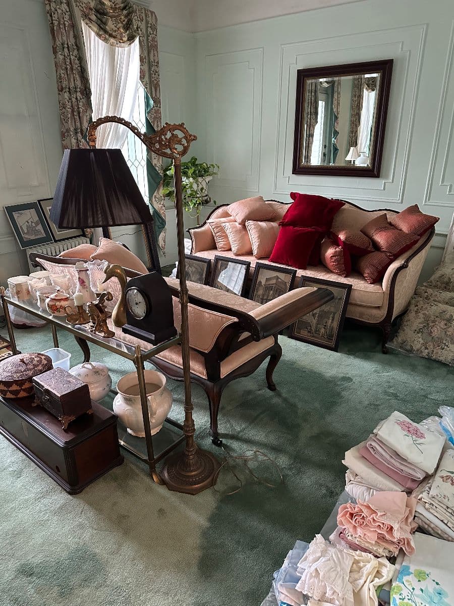 Estate Sale in Brooklyn by M&B Eldorado Estate Liquidator photo 12
