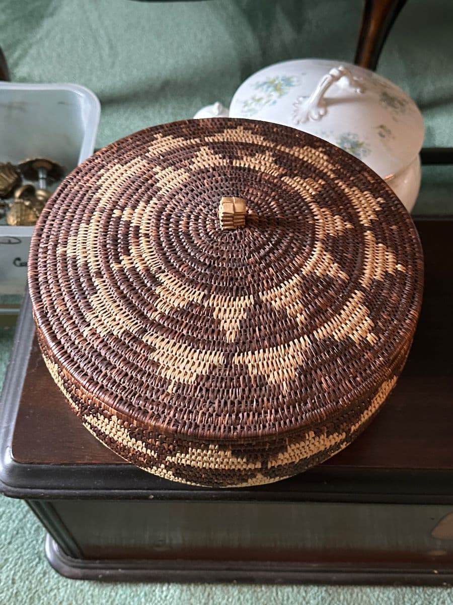 Estate Sale in Brooklyn by M&B Eldorado Estate Liquidator photo 2