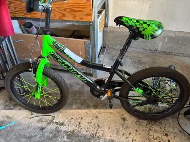 Blue Moon Estate Sales Presents: Little Builders and Big Fixers: Toys, Tools and More! photo 9