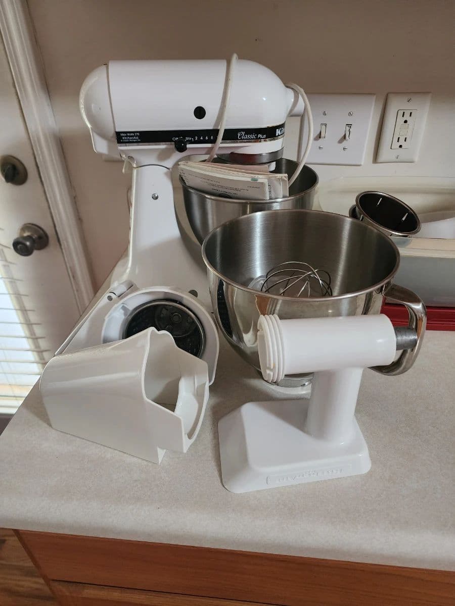 Exciting Cleveland Estate Sale by Southerlie Estate Sales photo 9