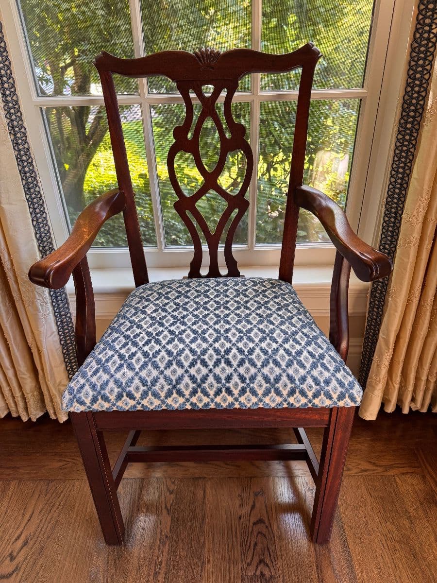 WOW! Wellesley Hills sale with designer furniture from Baker, Minton, Hickory Chair and much more. photo 5
