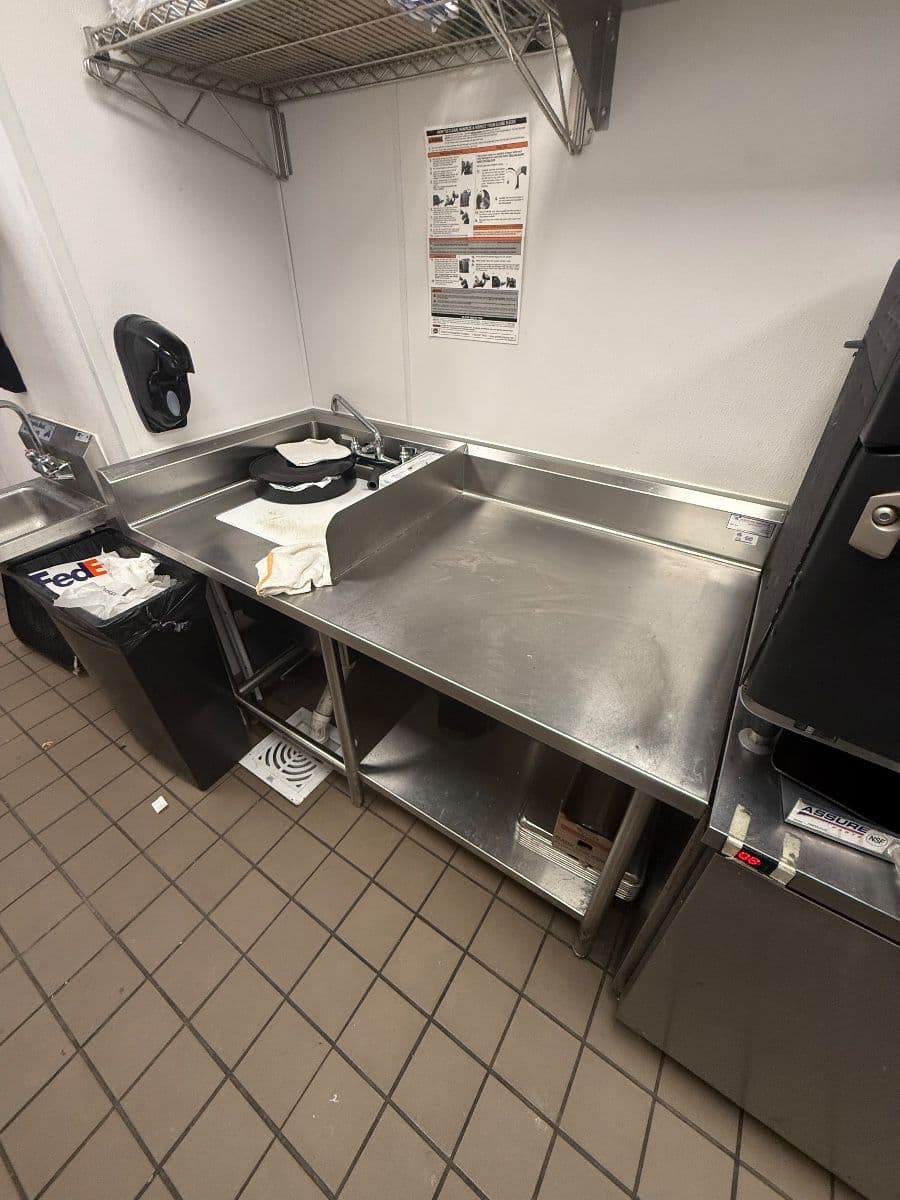 HUGE COMMERCIAL RESTAURANT ESTATE SALE — EVERYTHING MUST GO! photo 6