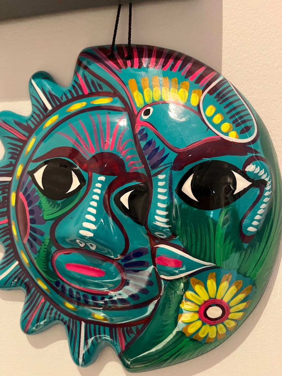 Eclectic Midtown Estate Sale, Art, Pottery, Jewelry, dining, kitchen, queen adjustable bed photo 1