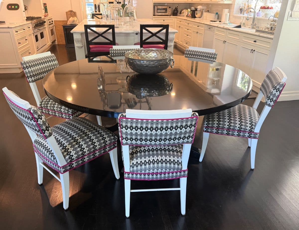 The Flats of Beverly Hills With Hollywood Glamour Fashion & Furnishings! photo 5