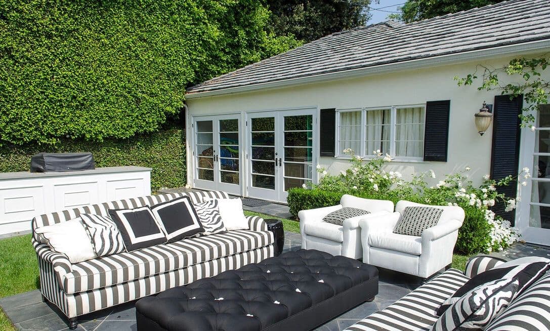 The Flats of Beverly Hills With Hollywood Glamour Fashion & Furnishings! photo 4