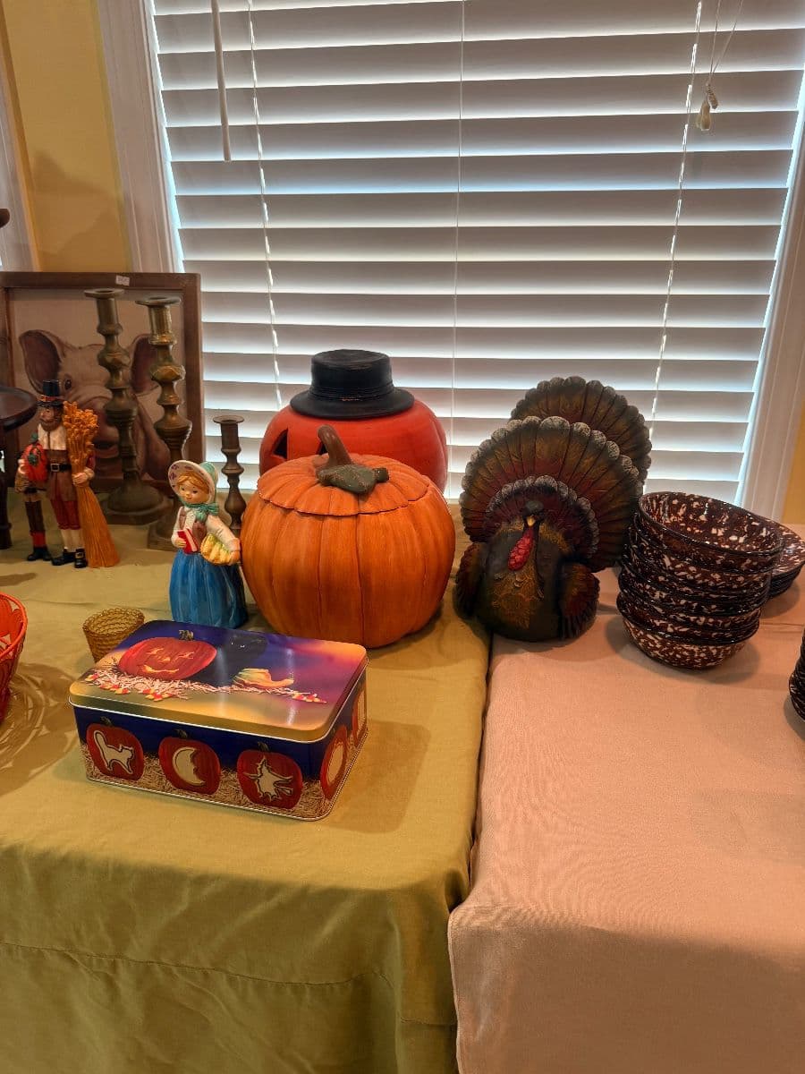 Harper Estate 50% off Sunday photo 4