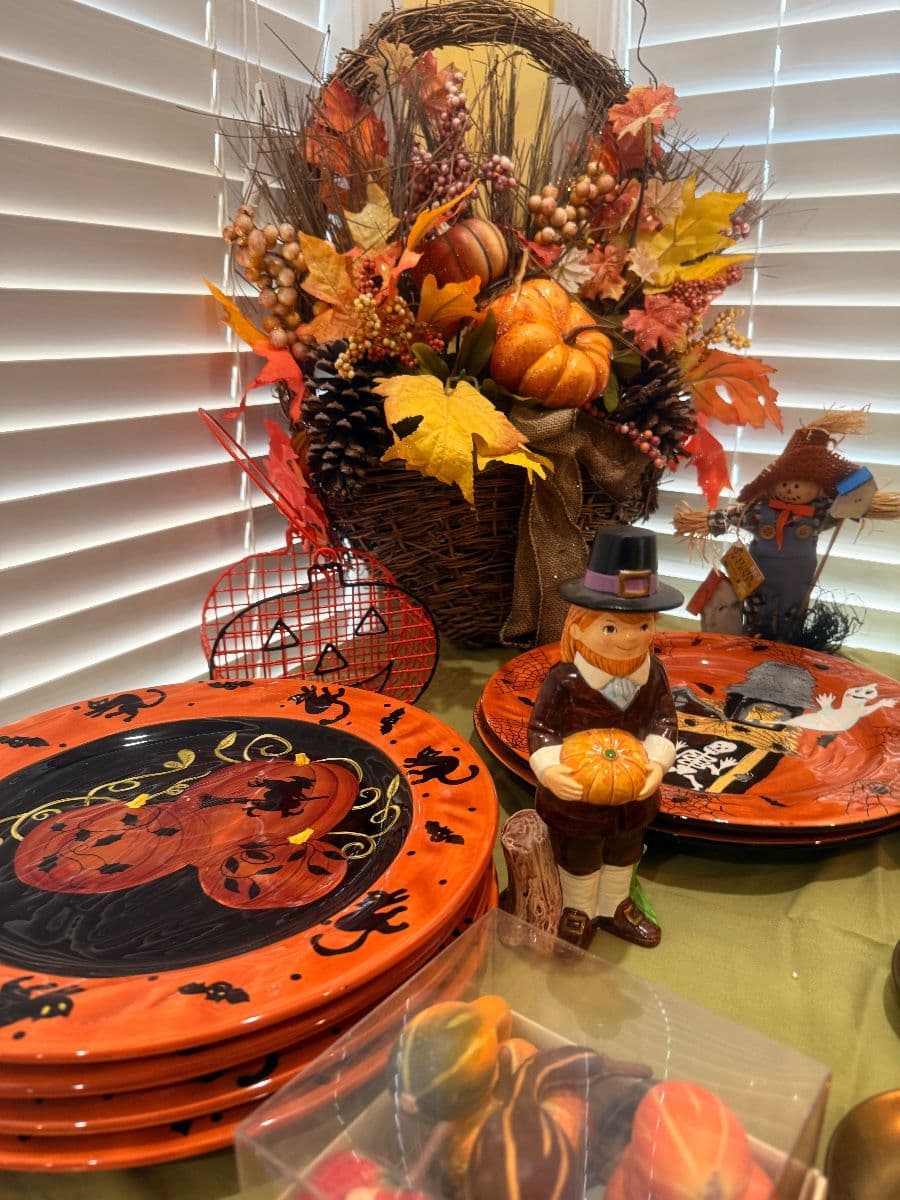 Harper Estate 50% off Sunday photo 5