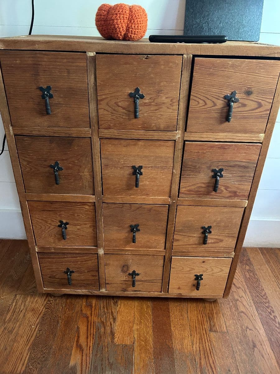 Franklin Clovercroft Estate Sale photo 11