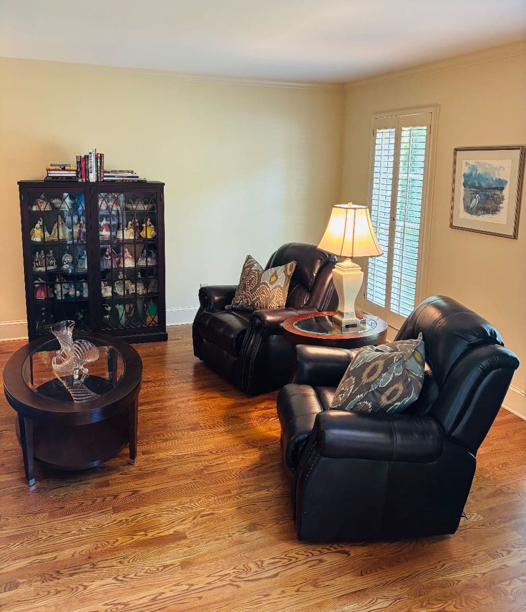 Benson Estate Sales: Beautiful Alpharetta Estate of Mary Lou Lanaux photo 3
