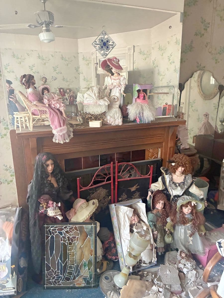 ESTATE AUCTION photo 12