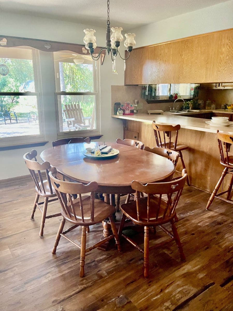 Leisure wood Estate sale photo 2