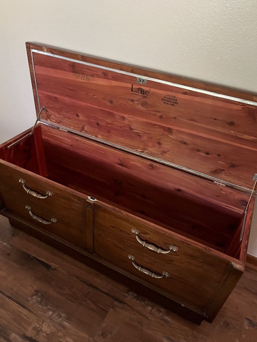 Leisure wood Estate sale photo 5