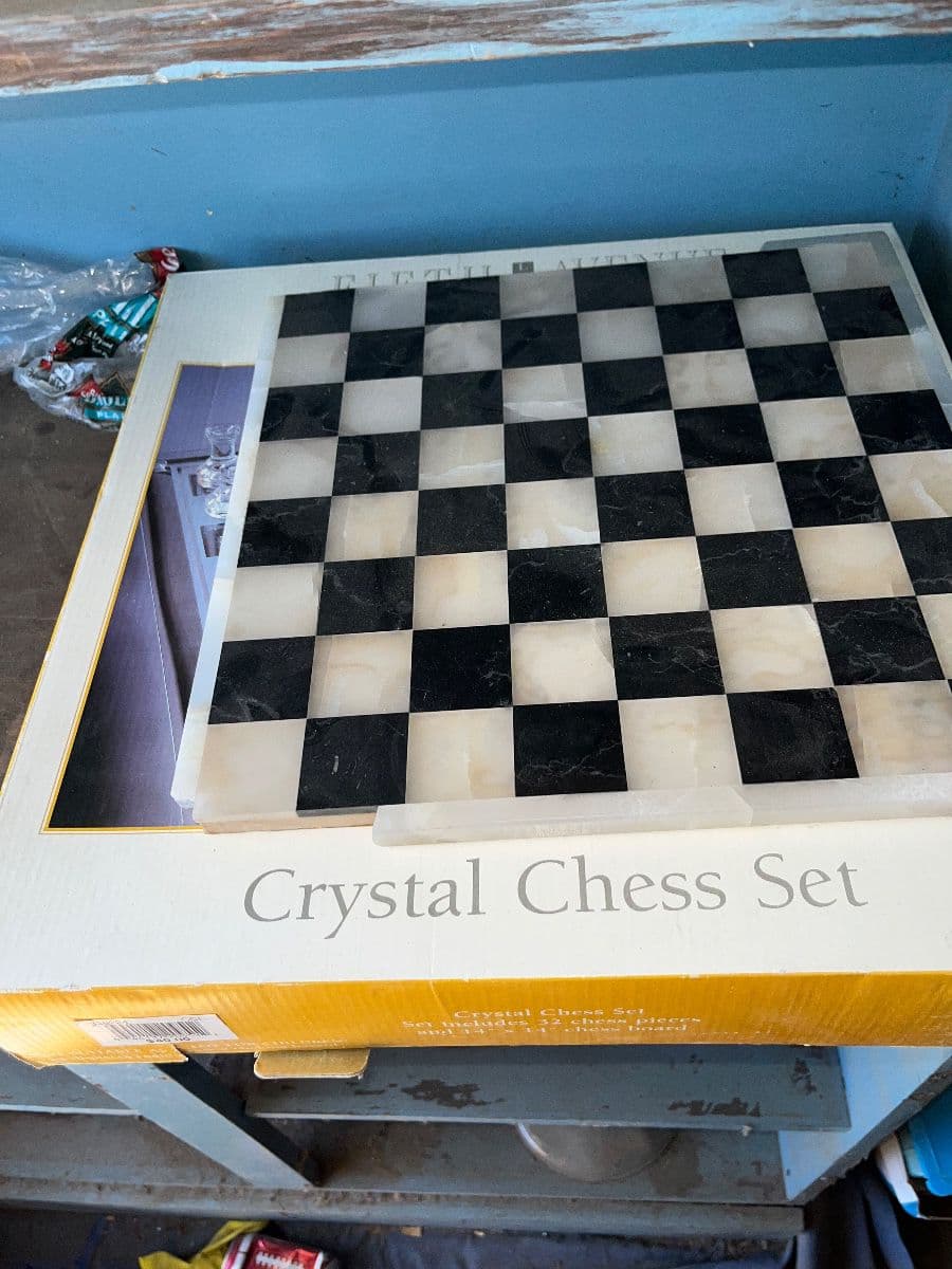 TALL ROB'S NEWBURY PARK ESTATE SALE photo 4