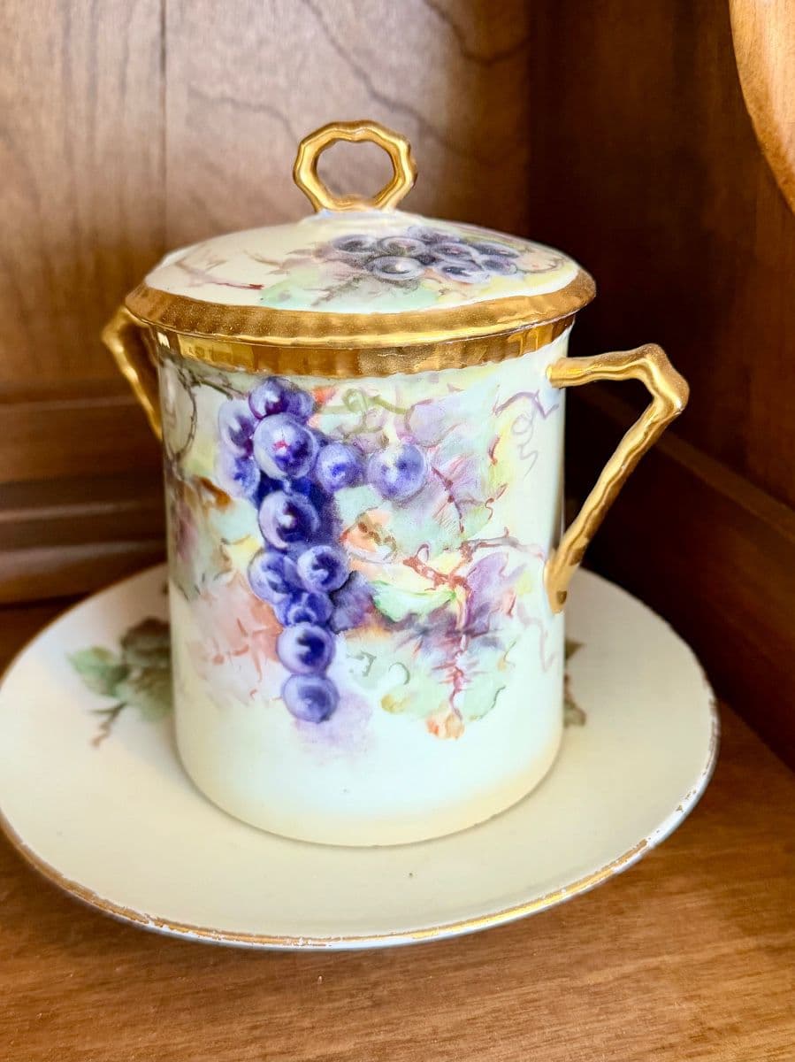 VTG ST CHARLES SALE by POTPOURRI ESTATE SALES photo 11