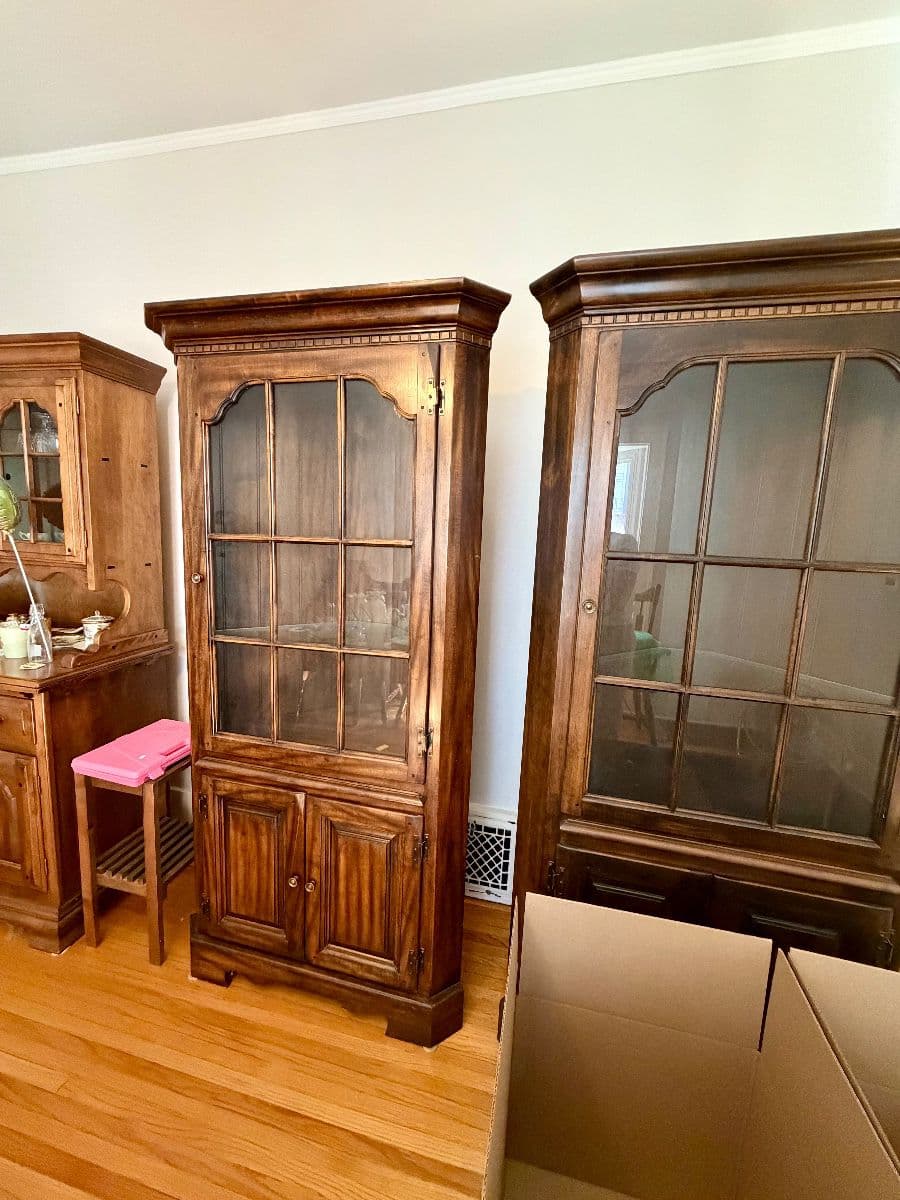 VTG ST CHARLES SALE by POTPOURRI ESTATE SALES photo 4