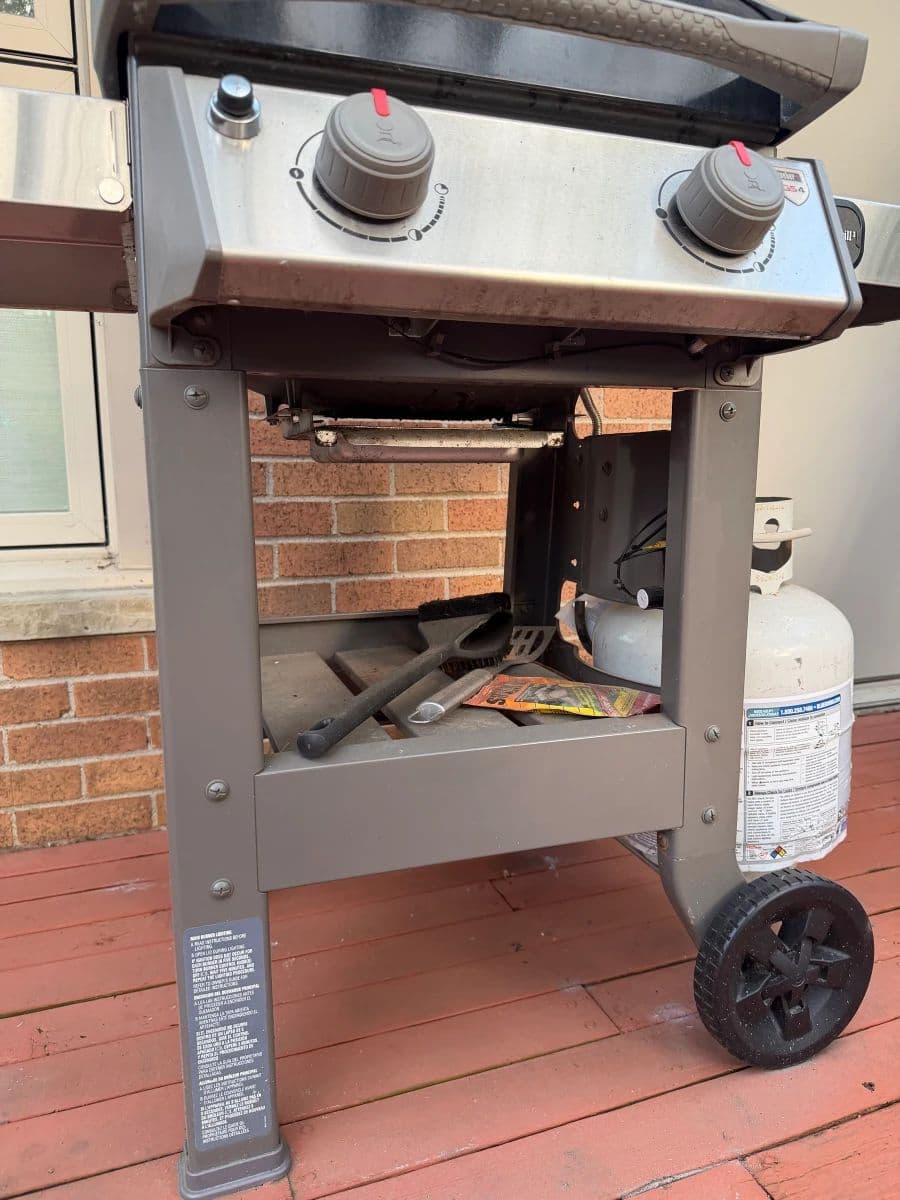 Cambourne Place, West Bloomfield — Vintage Charm, Patio Finds & More Estate Sale photo 7