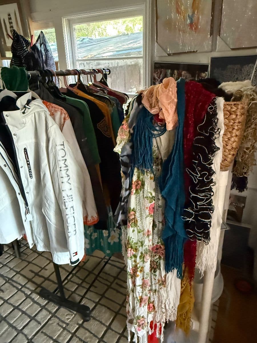 Mutli- Household Estate Sale - Indian Trail, NC - Antiques, Furniture, Books, Office Supplies, ETC! photo 8