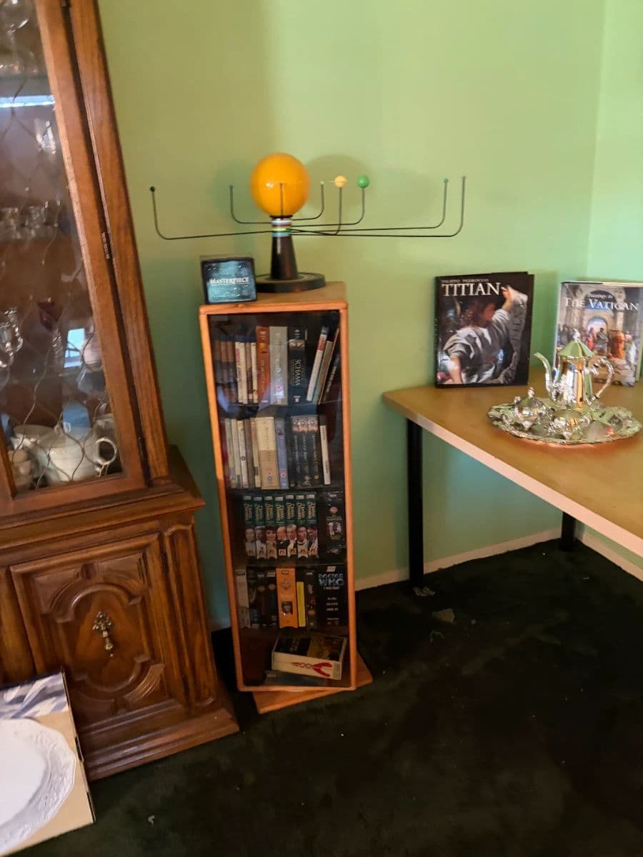 SHARPSTOWN ESTATE SALE photo 9