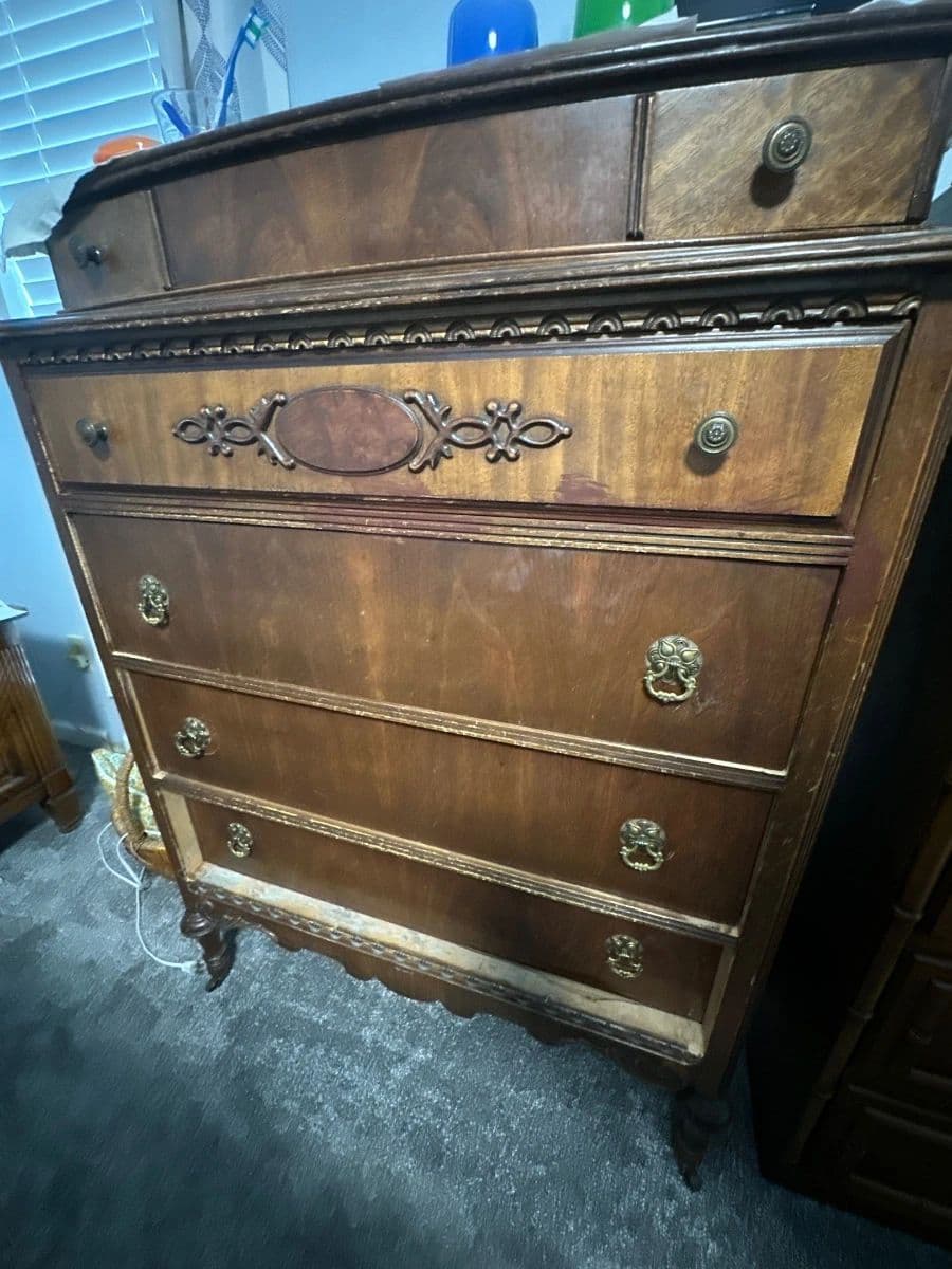 Grasons of Bellevue: FAIRWOOD FINDS - 1 Day Blowout estate sale in Renton, WA photo 5