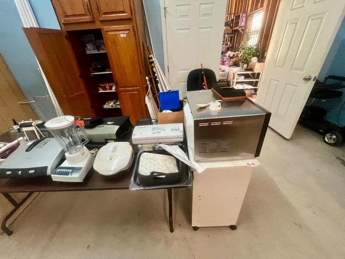 Love Grove Estate Sale: Part One of Two photo 9